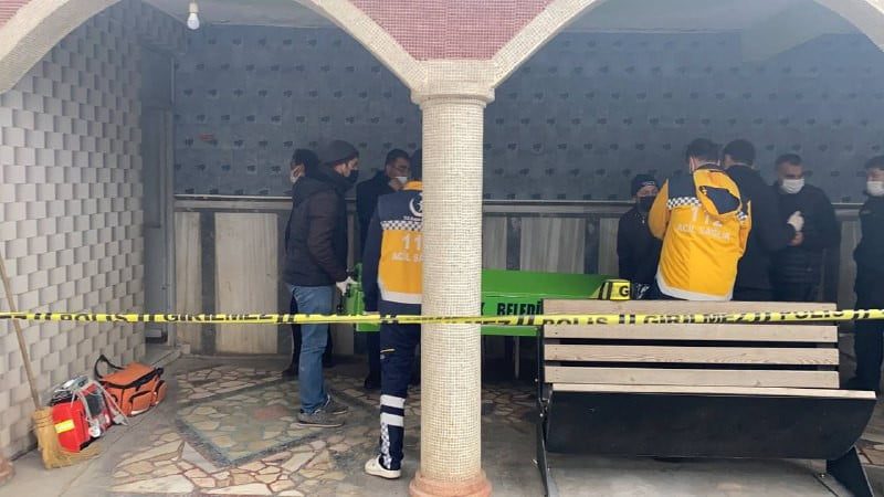 Bursa’da cami tuvaletinde kanlar içinde ceset bulundu