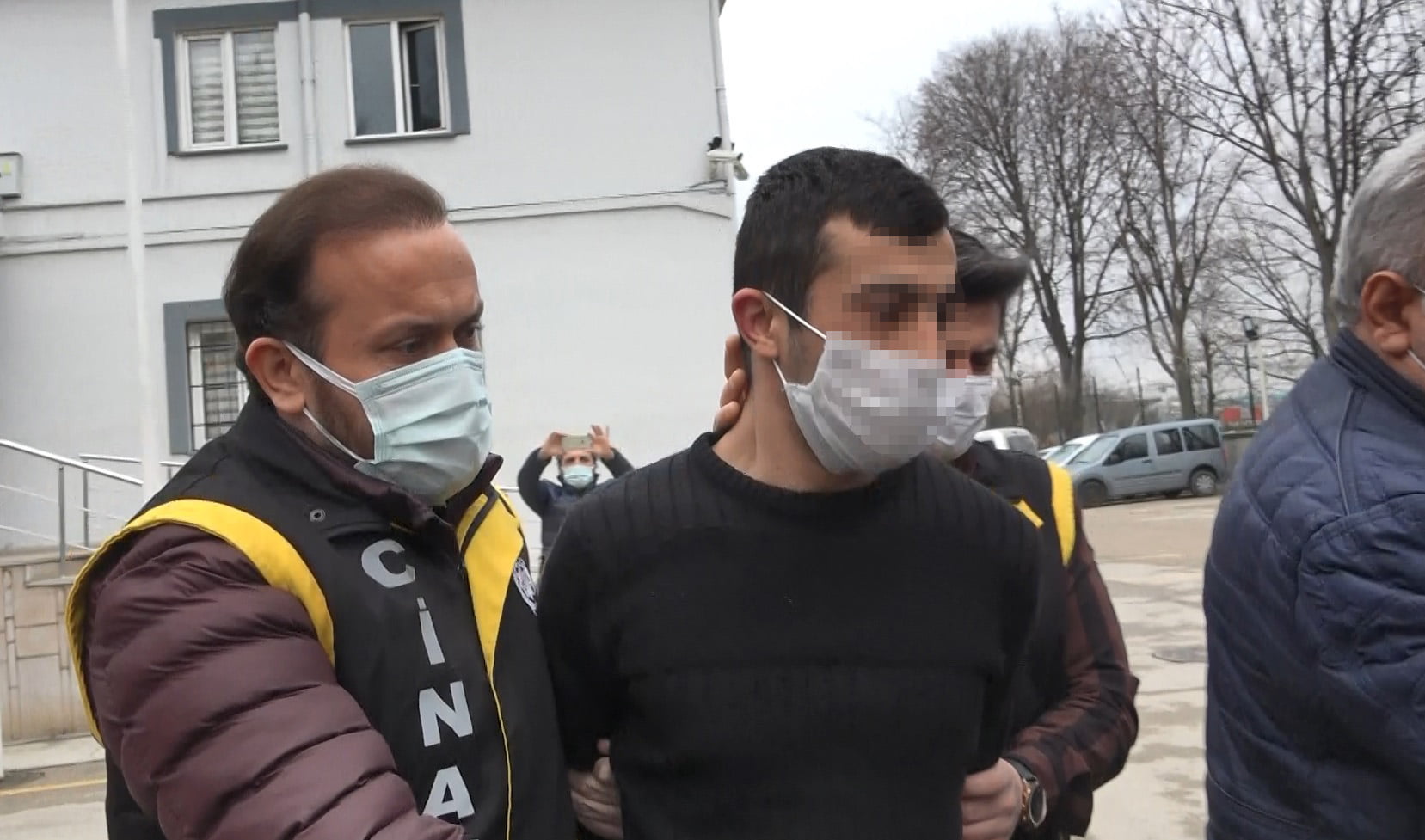 Bursa’da 3 kişiyi bıçakladı ‘Ben yapmadım’ dedi
