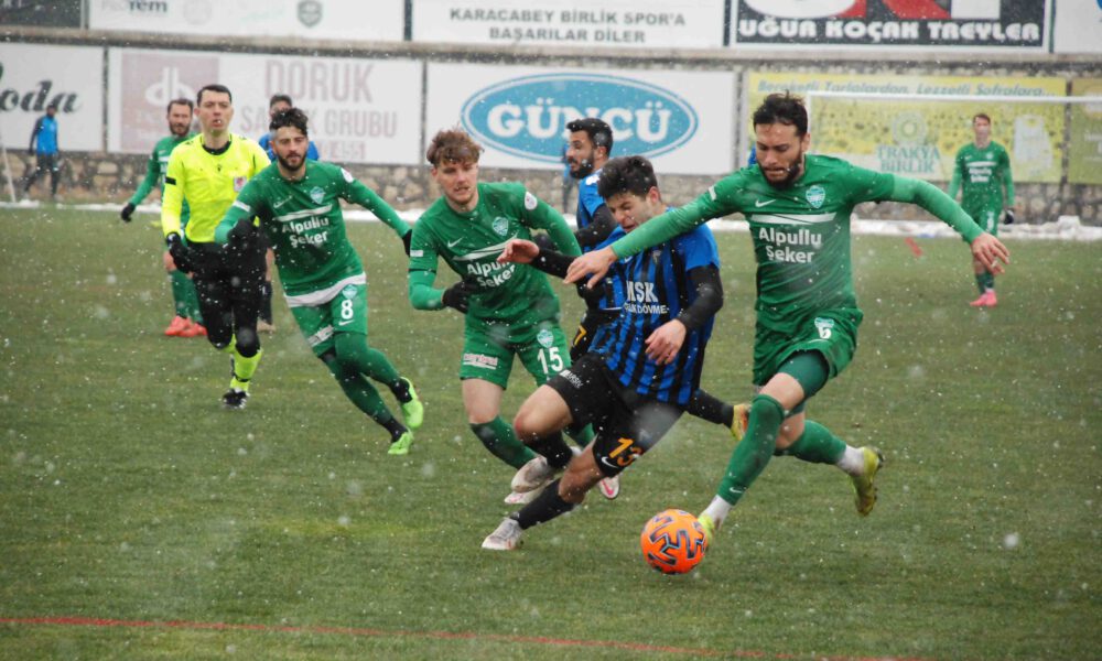 Karacabey Belediyespor’da hedef galibiyet