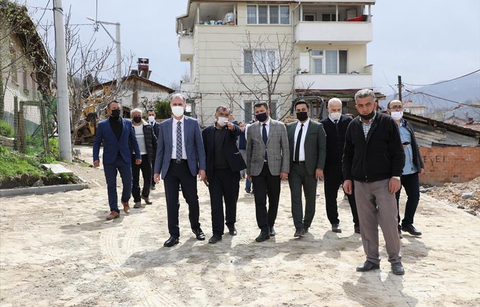 Bursa İnegöl’de kırsal mahalleler konfora kavuşuyor