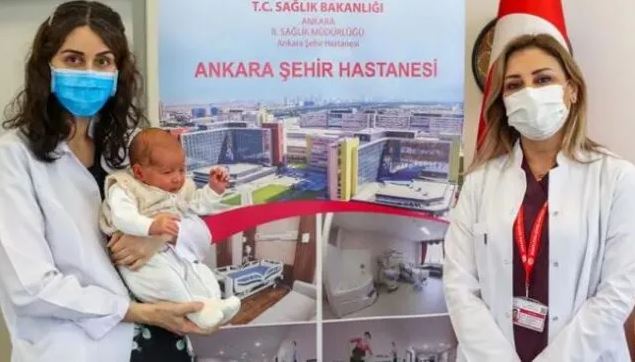 Türkiye’nin ilk antikorlu bebeği doğdu