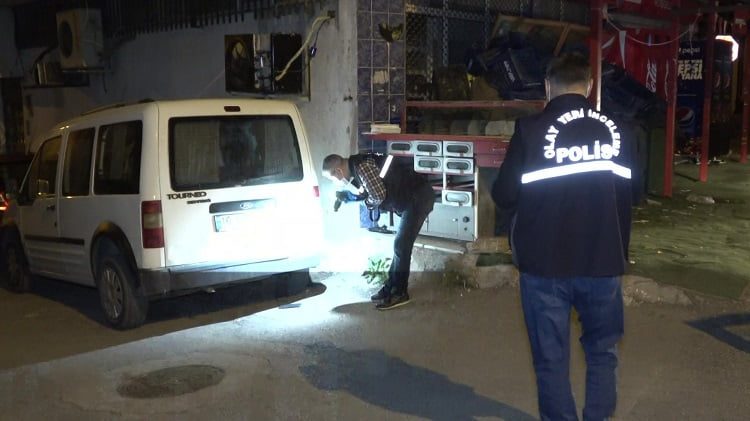 Bursa’da eşine mesaj atan kişiyi 10 yerinden bıçakladı