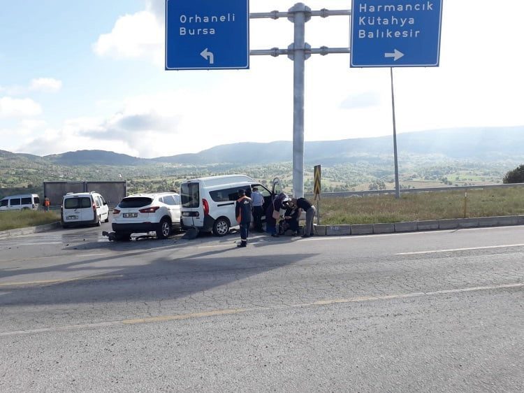 Bursa’da kaza! İlk müdahaleyi belediye başkanı yaptı