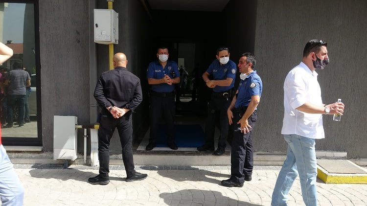Bursa’da kardeşini öldürüp yaşamına son verdi
