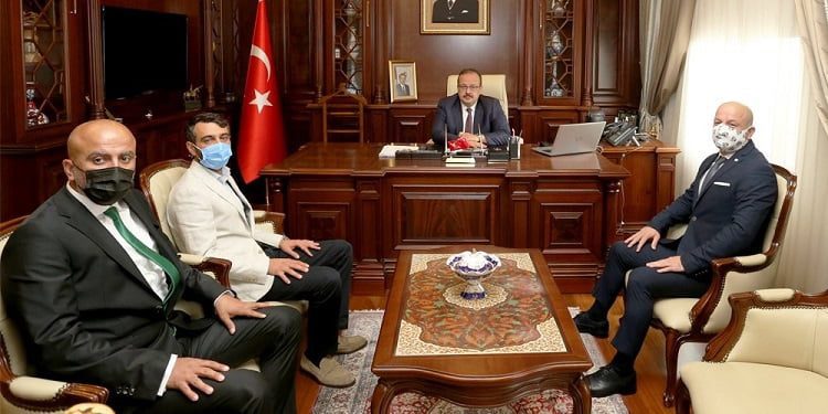 Bursaspor’da ilk ziyaret