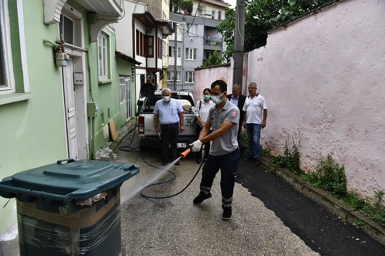 Osmangazi Belediyesi’nden muhtarın talebine anında çözüm