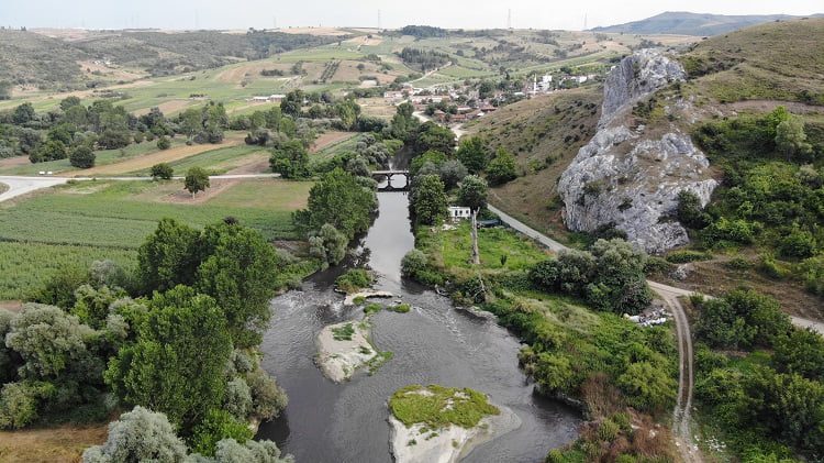 Bursa’da doğa harikası bu köye gelen geri kaçıyor
