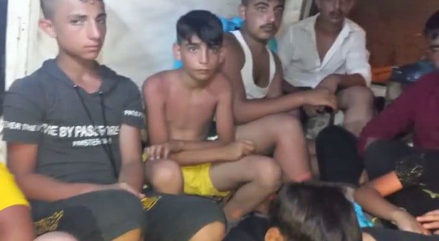 3 kişilik araçtan 19 kişi çıktı