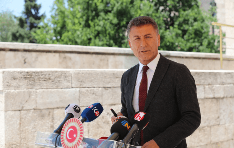 CHP’li Sarıbal: Yerli tütün bitiriliyor