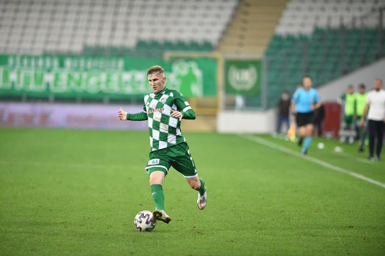 Bursaspor’dan Fenerbahçe’ye 9. futbolcu