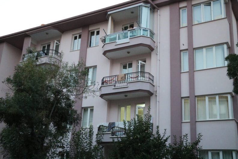 4 Ki̇şi̇ni̇n Öldüğü Olayda Komşular Konuştu