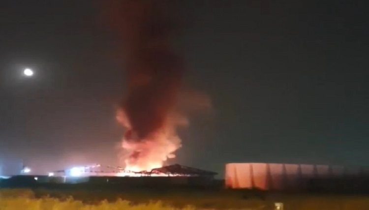 Bursa’da geri dönüşüm tesisi alev alev yandı