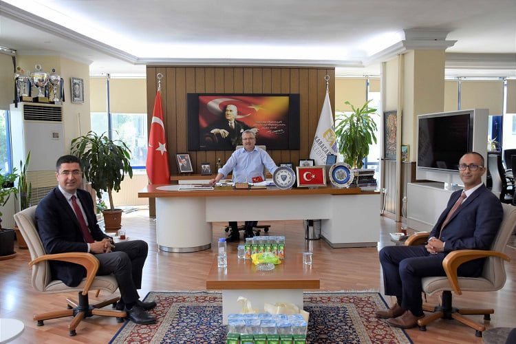 Karacabey Belediye Başkanı’ndan enerji yatırımlarına destek