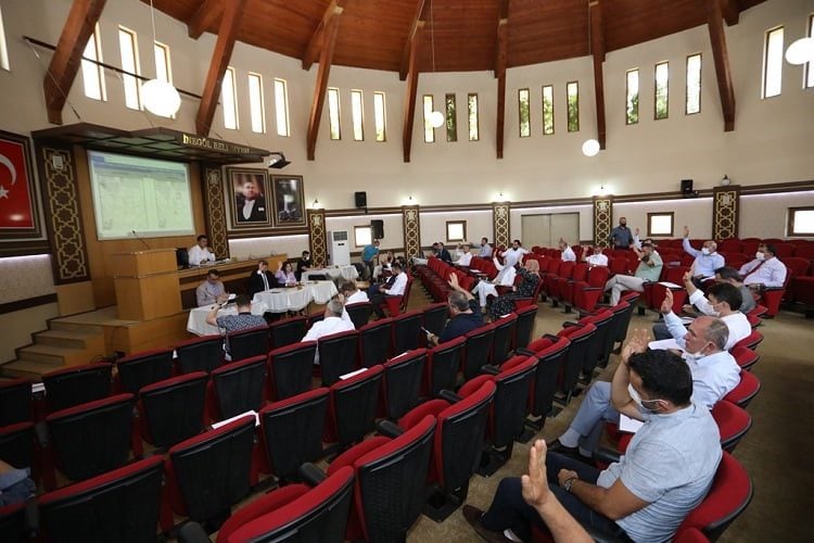 İnegöl Belediye Meclisi toplandı