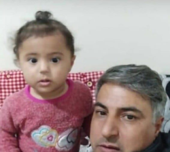 Maganda Kurşunu Küçük Kızı Uyurken Yakaladı
