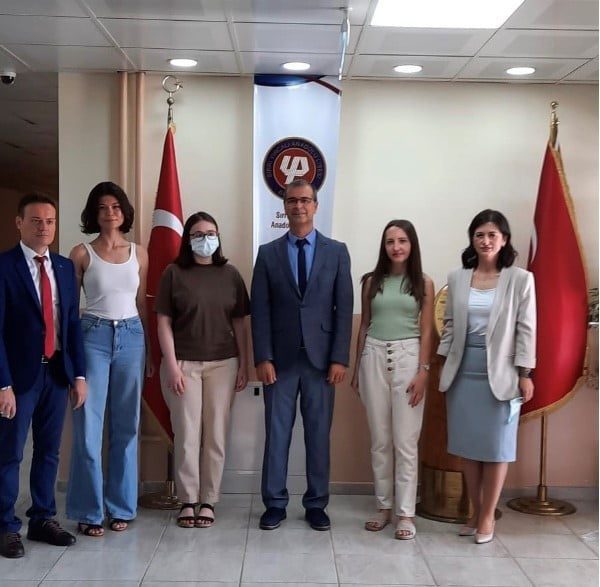 Syalda Derece İle Mezun Olan Öğrenci̇lere Ödül