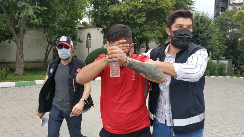 Uyuşturucuyla Yakalanan 2 Şahıs Adli̇yede