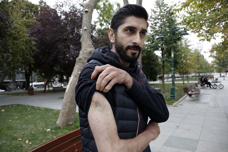 Tuzağa düşürüp gasp ettiler: Cinsel tacize uğradım