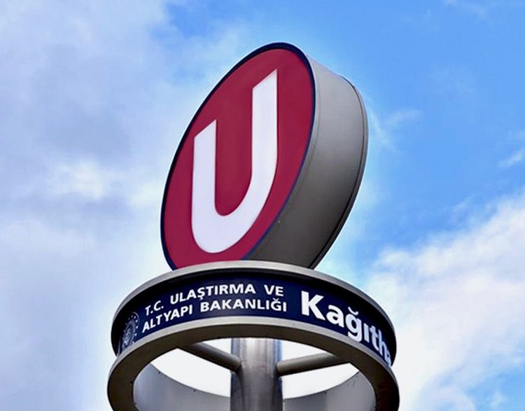 İstanbul’da metro simgesi tartışması