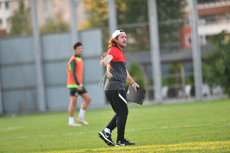 Bursaspor’dan Fatih Tekke paylaşımı