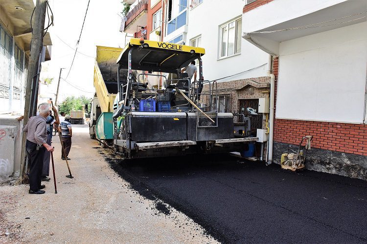 Bursa Yıldırım’da yollar yenileniyor