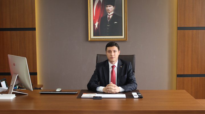 Öğretmeni sınıftan kovan Bursalı kaymakama Bakan Özer’den tepki