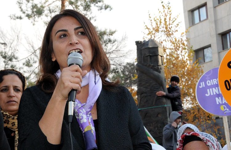 Aysel Tuğluk’a terör örgütü propagandasından hapis