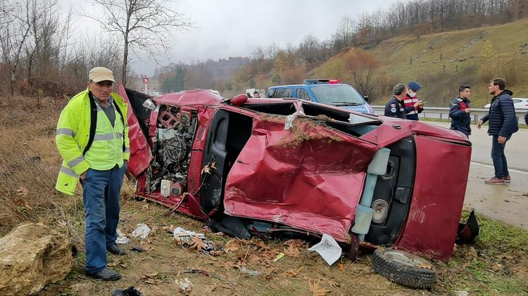 Bursa’da 50 metre sürüklendi! Sürücü yaşam savaşı veriyor