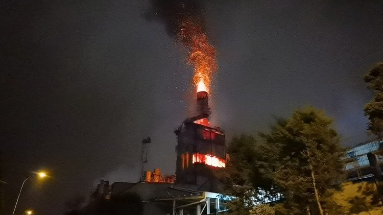 Bursa’da talaş silolarında korkutan yangın!