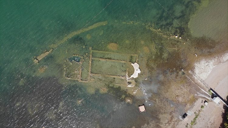 İznik Gölü’ndeki bazilika yeniden su üstüne çıktı