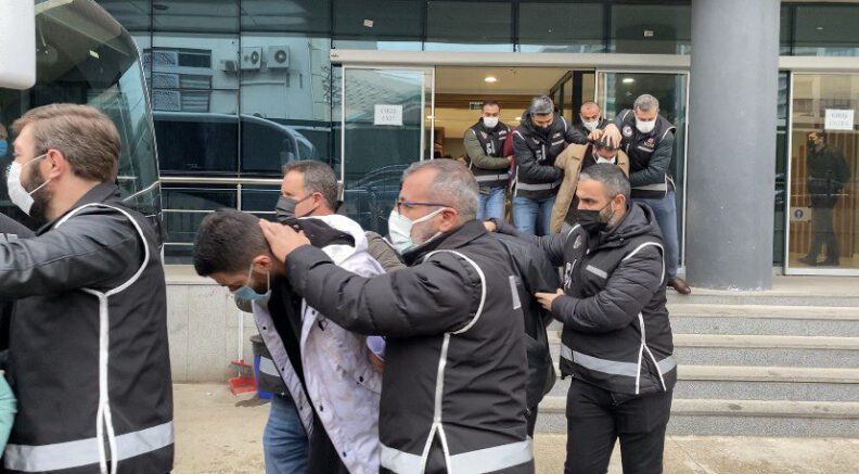 Bursa’da suç örgütüne yapılan baskında 5 tutuklama