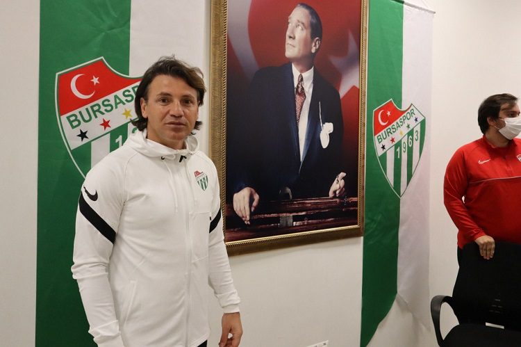 Tamer Tuna: Bursaspor’u yüz üstü bırakıp gidemem