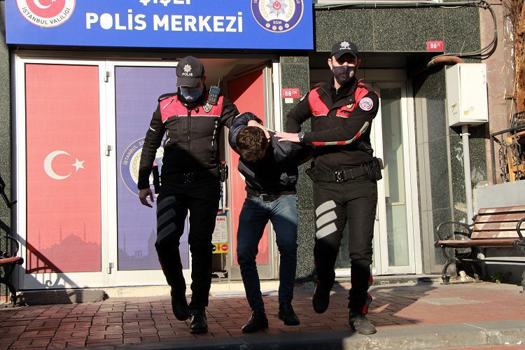 Mağazada kadın görevliyi taciz etmişti; adliyeye sevk edildi