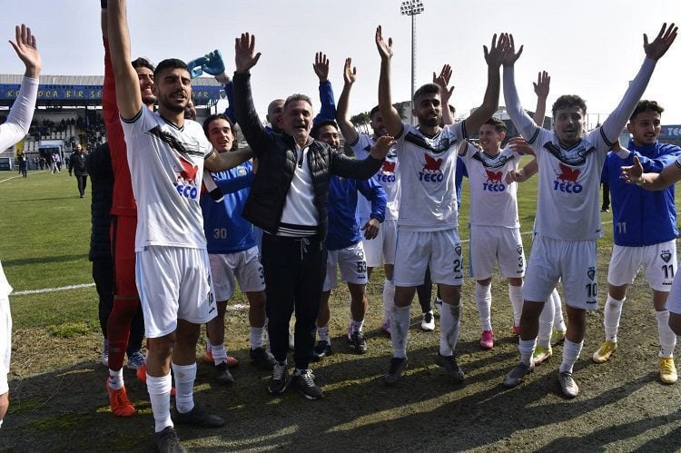 TECO Karacabey Belediyespor, Konya’dan galip dönmek istiyor