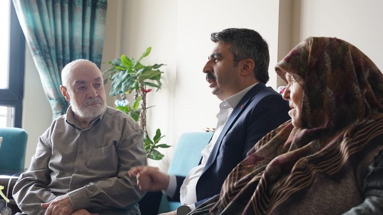 Başkan Yılmaz’dan yaşlılara vefa ziyareti
