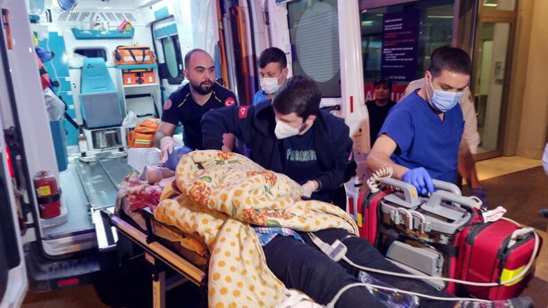 Cezaevinden izinli çıktı, eşini öldürdü