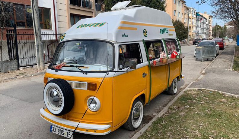 Kahve satarak Türkiye’yi geziyorlar