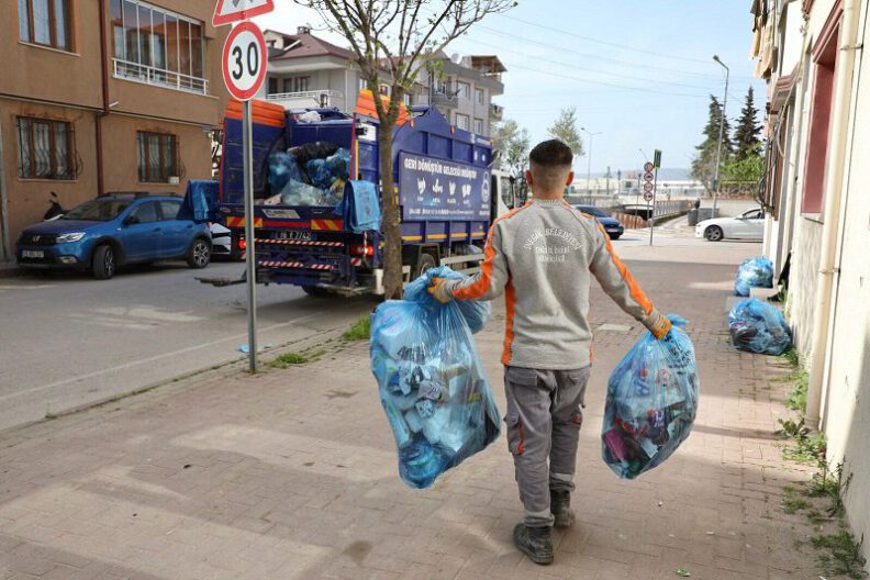 Bursa İnegöl’de geri dönüşüm hamlesi!