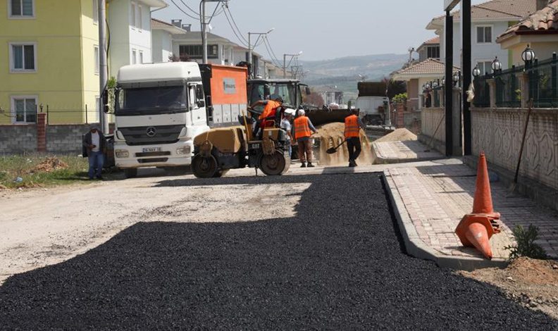 İnegöl’de 8 sokağın yolu yenileniyor