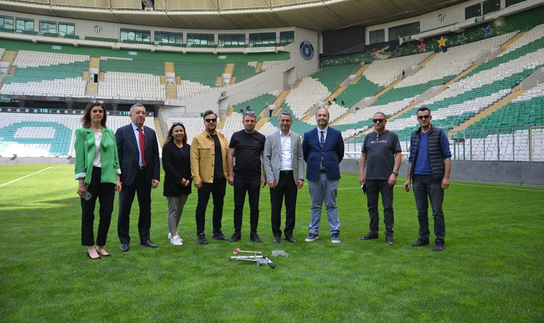Bursaspor’da çim sahalar yenileniyor
