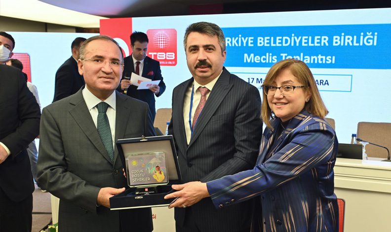 Yıldırım’a ‘Çocuk Dostu Şehirler’ ödülü