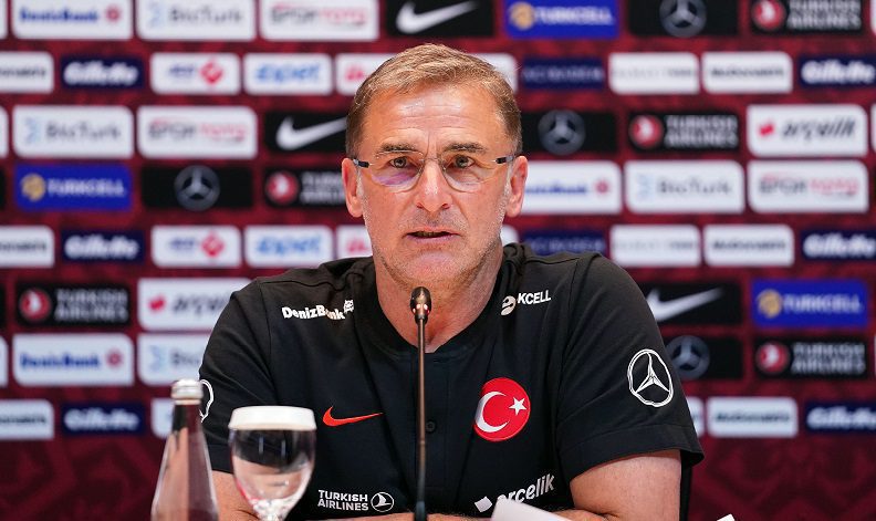 A Milli Futbol Takımı Teknik Direktörü Stefan Kuntz: “Her oyuncu için milli takım kapısı açık”