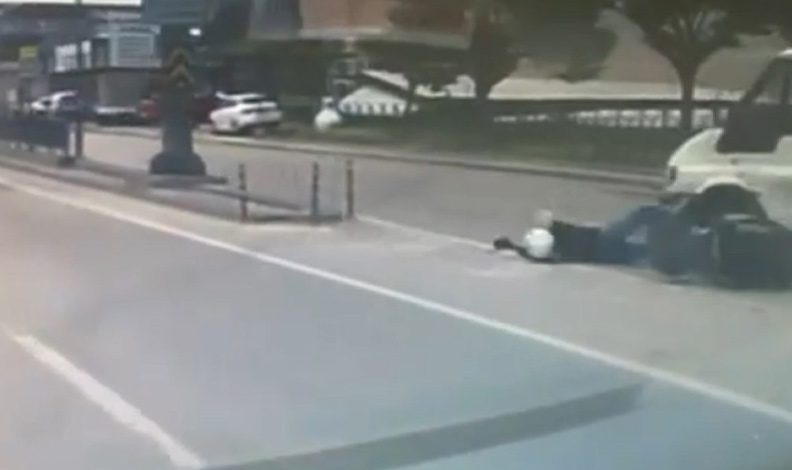 Bursa’da motosiklet sürücüsü ölümden döndü