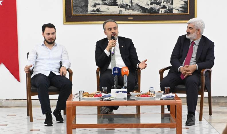 İletişim Akademisi’nde sertifika heyecanı