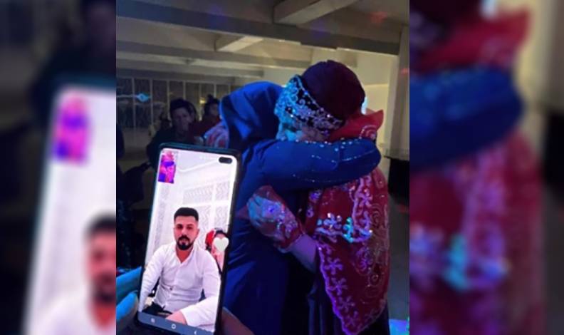 Damat kendi düğününe online katıldı