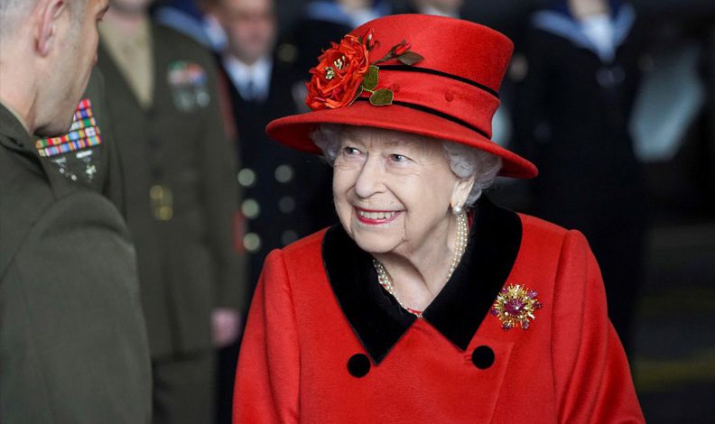Kraliçe Elizabeth tıbbi gözetim altında