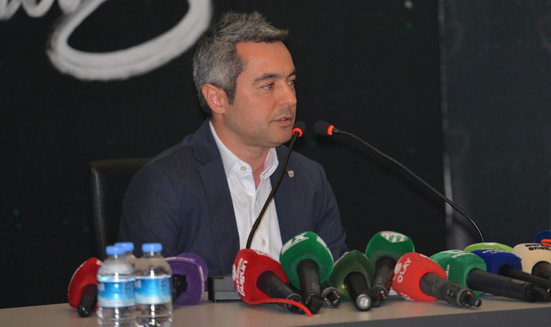 Bursaspor Kulübü Başkanı Banaz’dan önemli açıklamalar