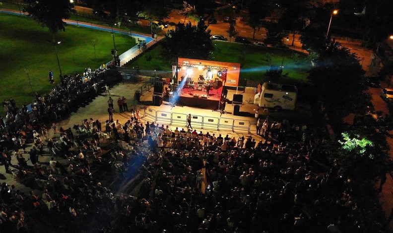 Kestel’de müzik coşkusu sokaklara taştı