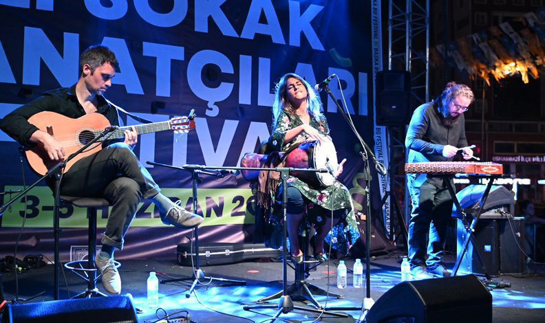Bursa’da sokak sanatçıları festivalinde final