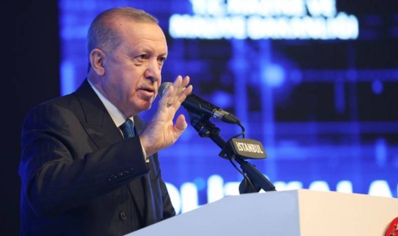 “Kimse bizi aydınlık geleceğe ulaşmaktan alıkoyamaz”